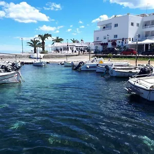 Boutique Arenas Es Cana
